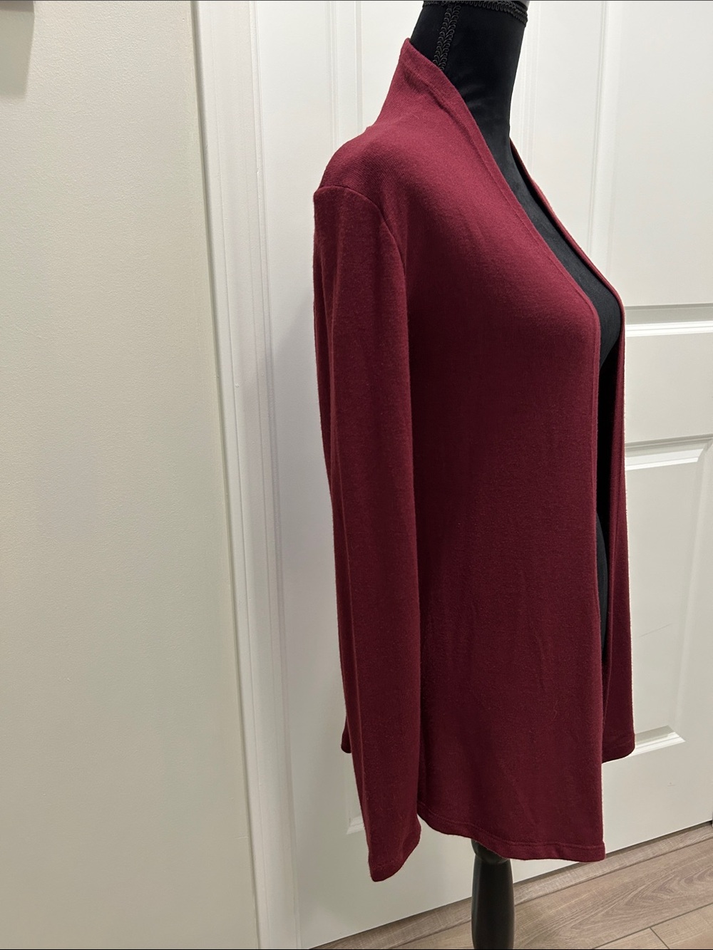 Stitch Fix Abrianna Burgundy Longsleeve Knit Cardigan Size XSP - Picture 4 of 8